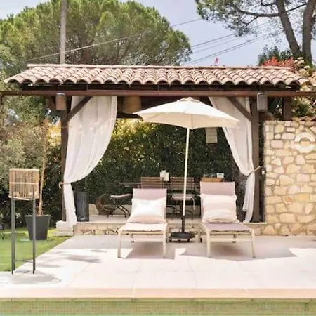 Bastide Magdaleyna Apartment *
